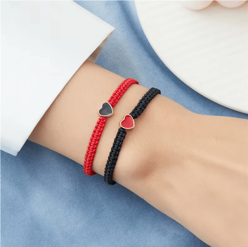 Noir & Rouge Bracelet kumihimo coeur