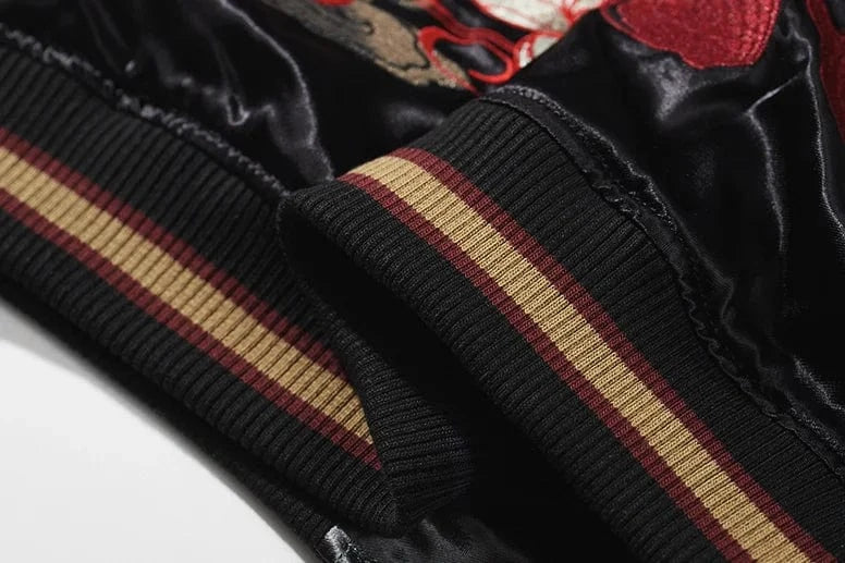 Sukajan souvenir "La danse du Kitsune"