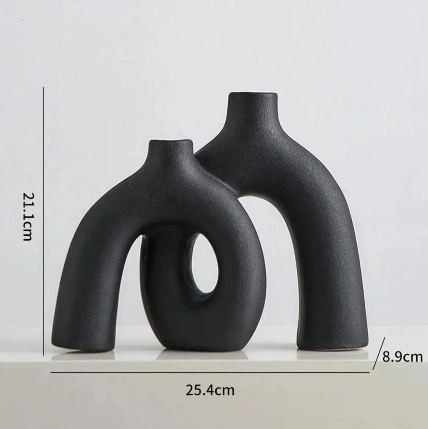 Vase japonais moderne noir