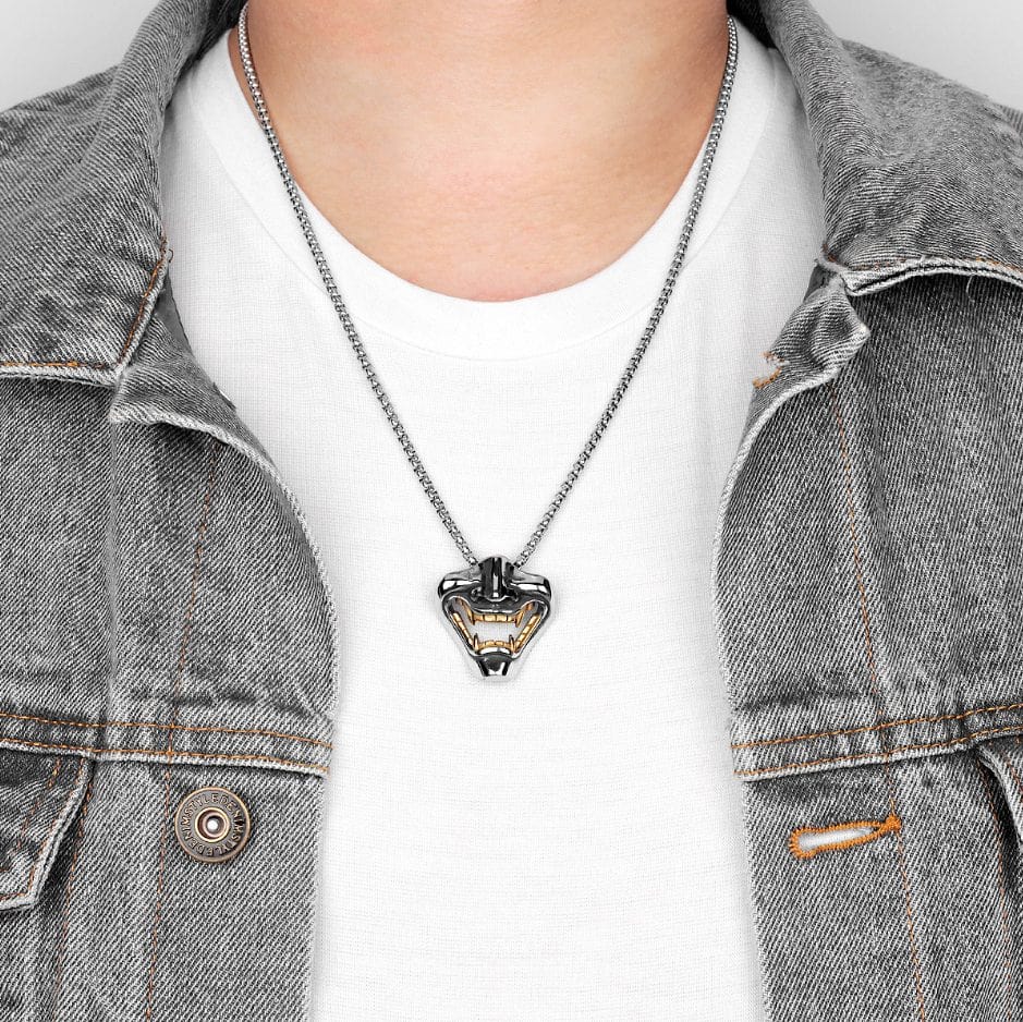Collier masque de samouraï