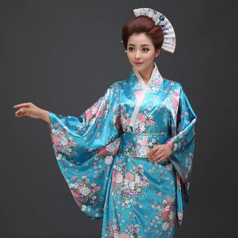 Kimono traditionnel bleu Sakura