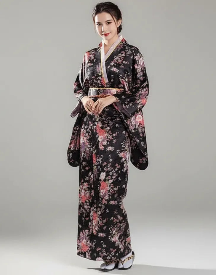 Kimono femme noir fleuri