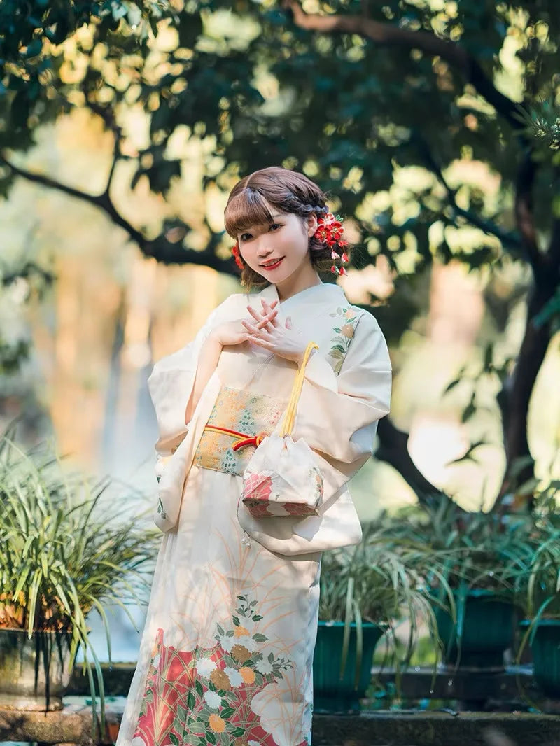 Kimono Houmongi beige