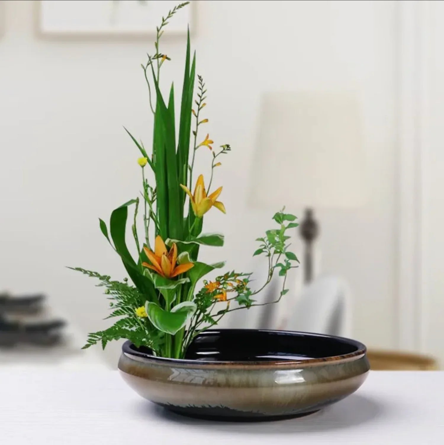 Vase ikebana moribana rond noir