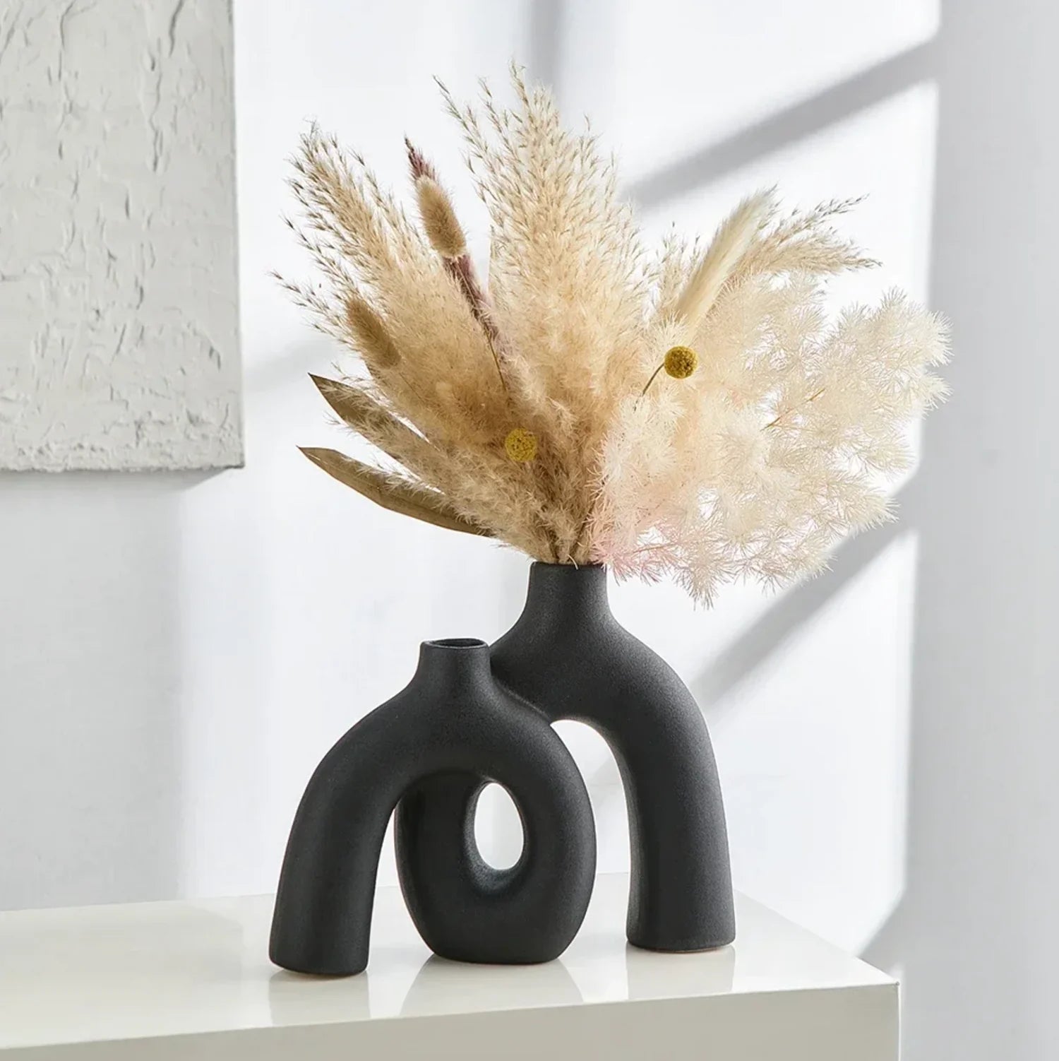 Vase japonais moderne noir