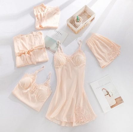 Beige / XS Pyjama japonais en satin