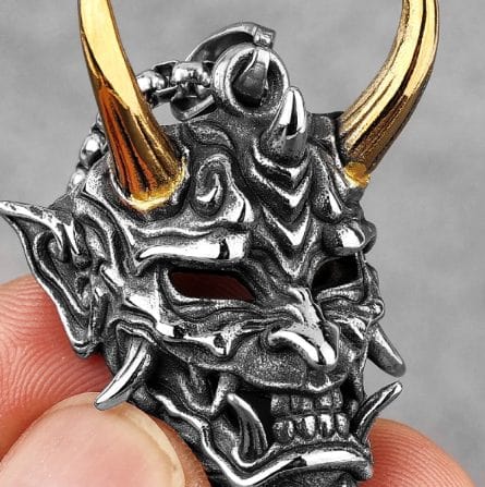 Collier masque Oni