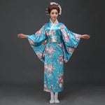 Kimono traditionnel bleu Sakura